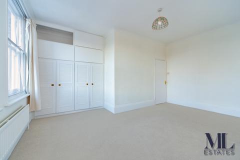 2 bedroom flat to rent, Crediton Hill, London NW6