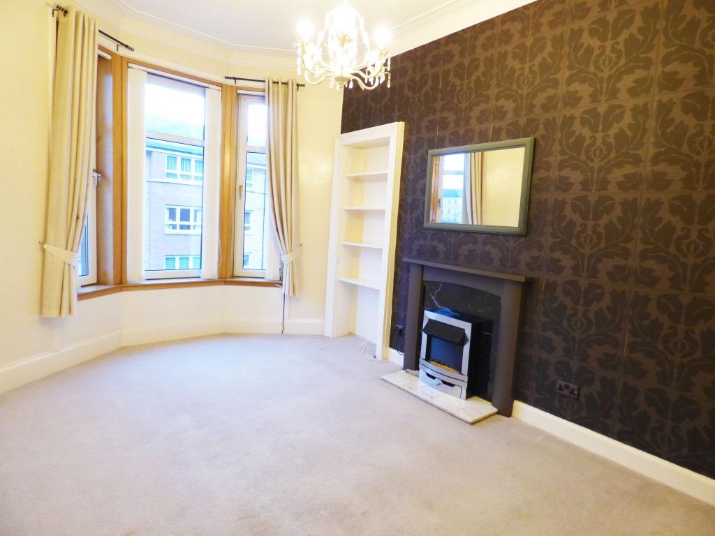 Cathcart Road, Cathcart, Glasgow, G429EZ 1 bed flat £550 pcm (£127 pw)