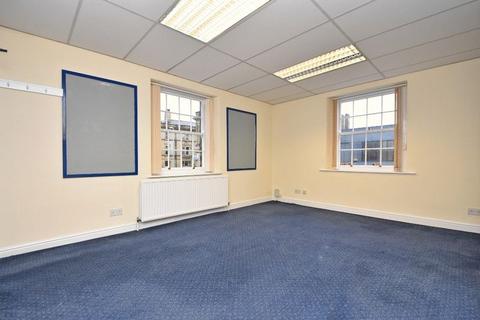 Serviced office to rent - Regent Street, Barnsley