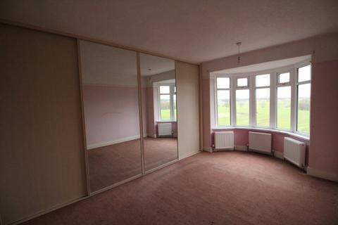 3 bedroom end of terrace house to rent, Scotland Gate, Choppington