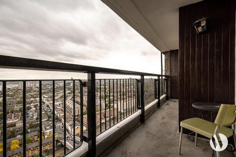 2 bedroom flat to rent, Trellick Tower, Golborne Road W10