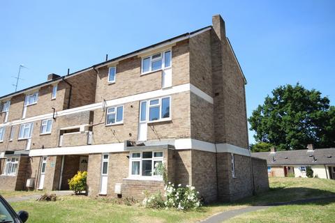 1 bedroom in a flat share to rent, Patten Ash Drive, Wokingham