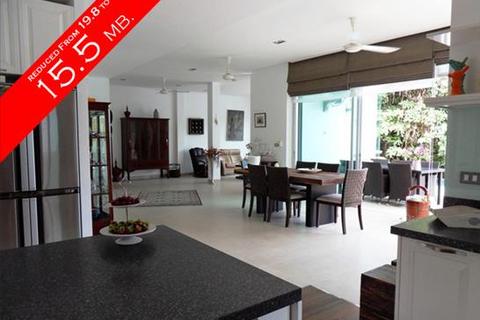 3 bedroom villa, Beautiful and spacious 3-Br. pool villa reduced by 3 MB.