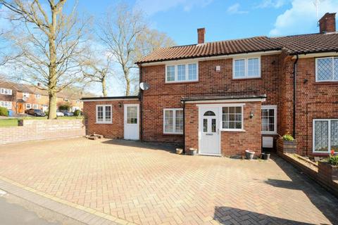 4 bedroom end of terrace house to rent, Lindenhill Road,  Bracknell,  RG42