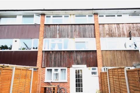 6 bedroom house to rent - Queens Drive, Guildford, Surrey, GU2