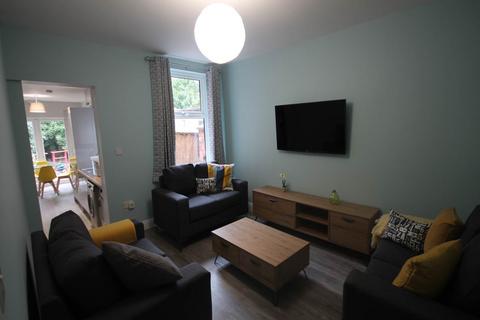 1 bedroom in a house share to rent, Markeaton Street, Derby,