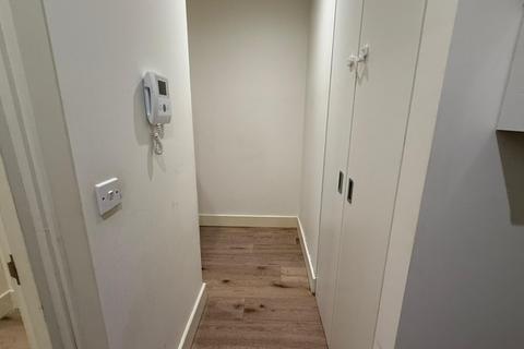 undefined, Mondial Way, Hayes