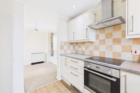 undefined, Rosewarne Park, Hayle - A delightful three bedroom home with two bathrooms and parking