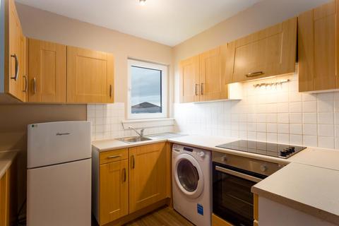 2 bedroom flat to rent, Miller Road, Inverness, IV2 3EN