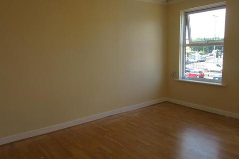 2 bedroom flat to rent, Cambridge Parade, Enfield