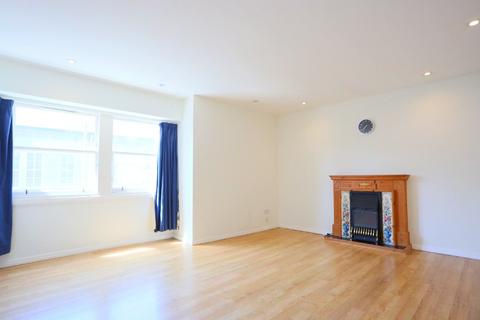 2 bedroom flat to rent, Croft Street, Dalkeith, Midlothian, EH22