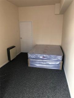 2 bedroom apartment to rent, Queen Street, Kidderminster, DY10