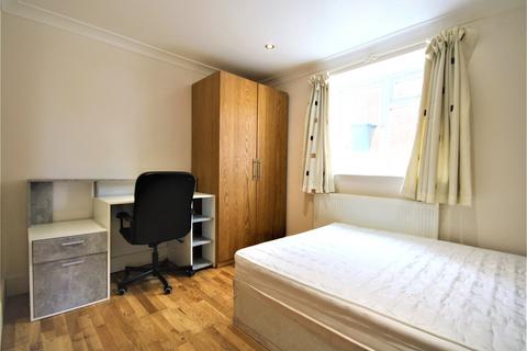 2 bedroom apartment to rent, Tilehurst Road, Berkshire RG30