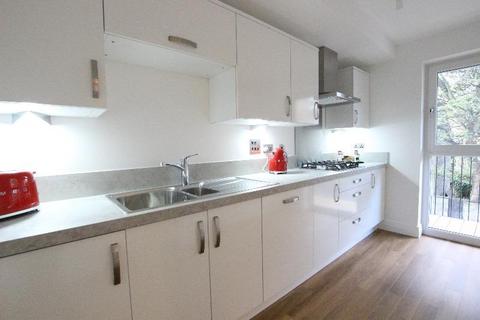 2 bedroom flat to rent, Brunswick Road, Brunswick, Edinburgh, EH7