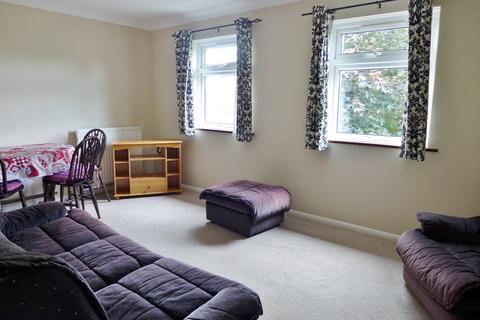 2 bedroom flat to rent, Romsey   Narrow Lane   FURNISHED