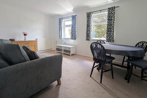 2 bedroom flat to rent, Romsey   Narrow Lane   FURNISHED