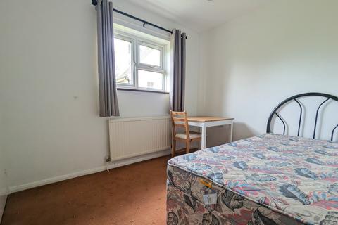 2 bedroom flat to rent, Romsey   Narrow Lane   FURNISHED