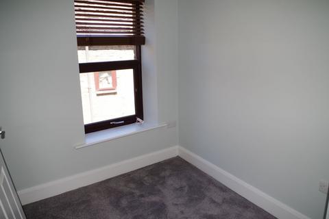 2 bedroom apartment to rent, Baldwins Yard, Sowerby Bridge, Halifax HX6