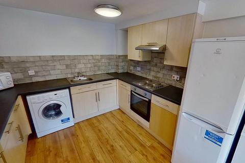 6 bedroom flat to rent, 156a, Mansfield Road, NOTTINGHAM NG1 3HW