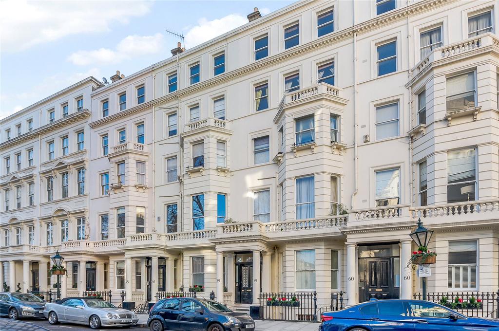 Stanhope Gardens, South Kensington, London 2 bed house £950,000
