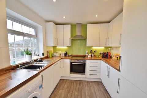 4 bedroom terraced house to rent, Winchester