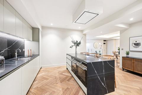 4 bedroom flat to rent, Waldemar Avenue Mansions, Waldemar Avenue, Fulham, London
