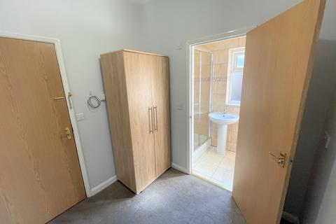 1 bedroom in a flat share to rent - Oxford Rd, Reading