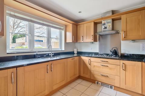 4 bedroom link detached house for sale - Hunts Close, Colden Common, Winchester, Hampshire, SO21