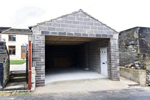 Garage to rent, Church Street, Huddersfield