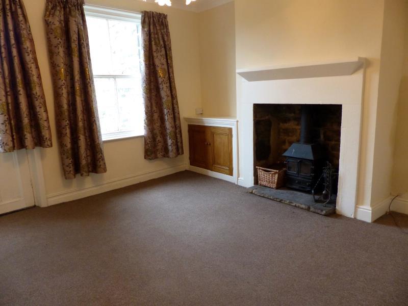 YEWCROFT, WESTVILLE ROAD, ILKLEY, LS29 9AF 3 bed detached house £695