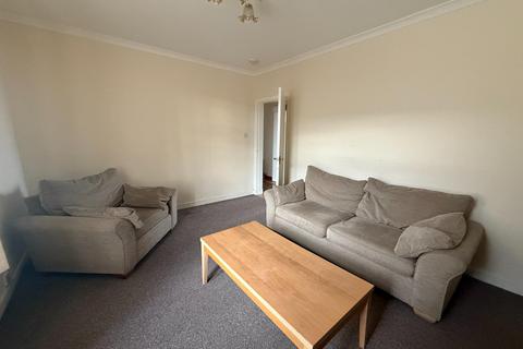 2 bedroom flat to rent, Strathmartine Road, Strathmartine, Dundee, DD3