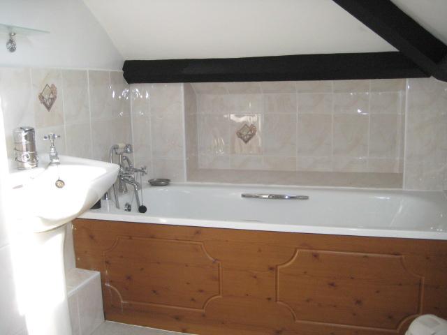 Bath / Shower Room