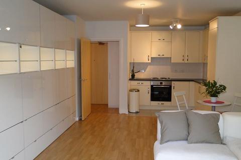 2 bedroom flat to rent, Spacious and Modern Two-Bedroom Apartment in Wandsworth