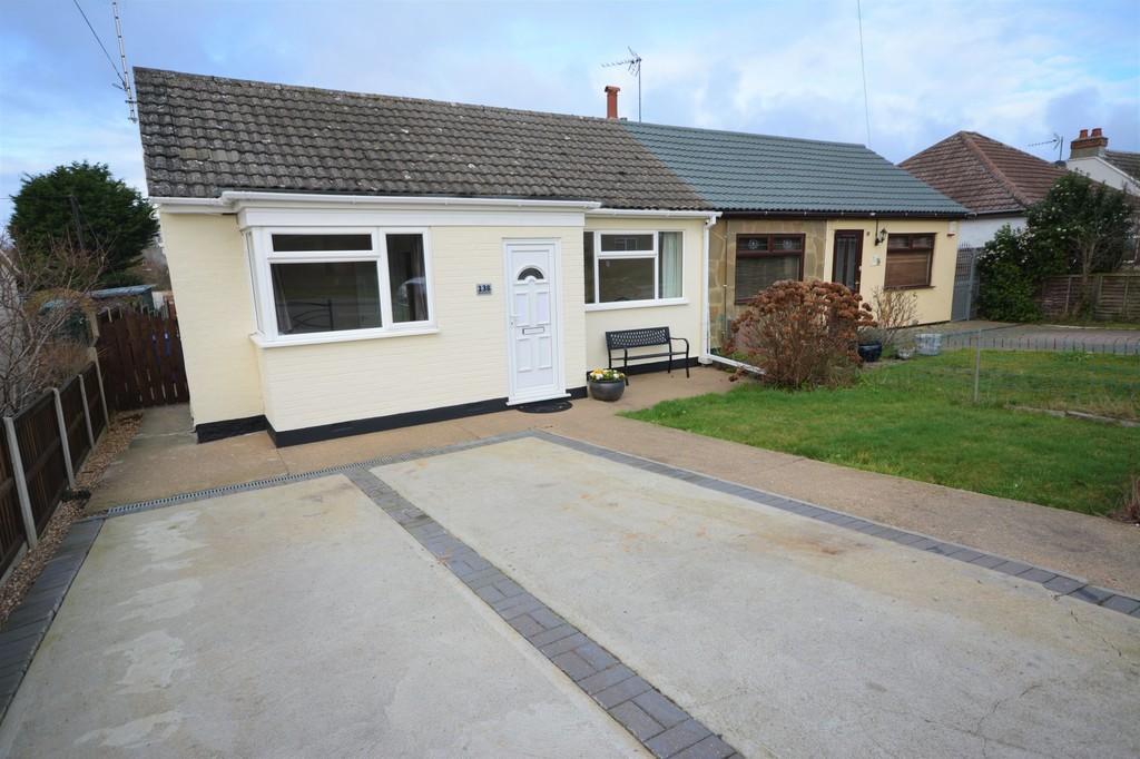 Blackheath Road, Lowestoft 3 bed semidetached bungalow £195,000