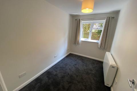 1 bedroom flat to rent, Gordon Court, Newbury RG14