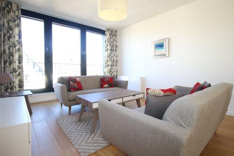 2 bedroom apartment to rent, Cruickshank Gardens, Corstorphine, Edinburgh