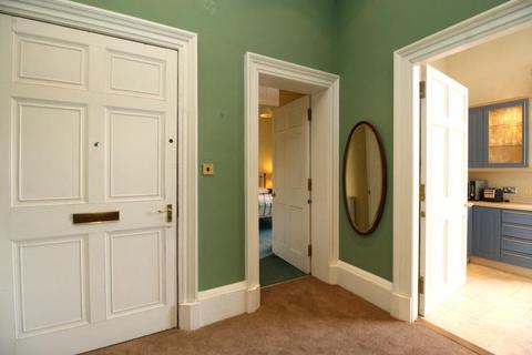 1 bedroom ground floor flat to rent - Abercromby Place, Edinburgh EH3