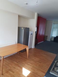 1 bedroom house to rent, Room 1, 17 Estcourt Avenue Headingley Leeds West Yorkshire