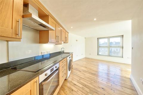 1 bedroom flat to rent - Alpha House, 17 Hampton Road, Hampton, TW12