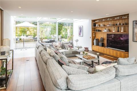 undefined, Belsize Park Gardens, London