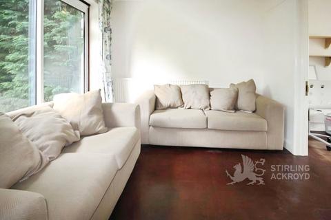 undefined, Hunts Close, Guildford, GU2
