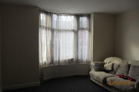 undefined, Flat, Green Lane Road