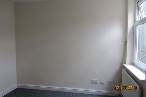 undefined, Flat, Green Lane Road