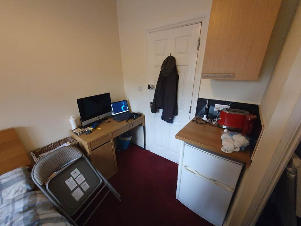 Bedroom 3 (2)