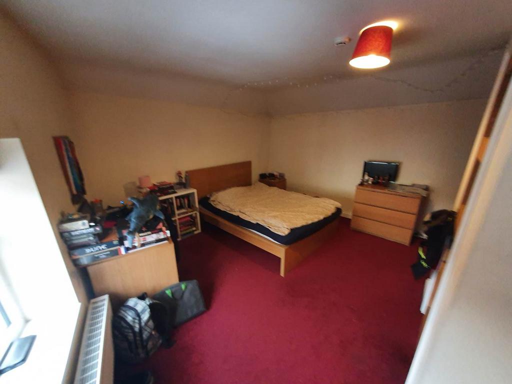 Bedroom 4 (1)