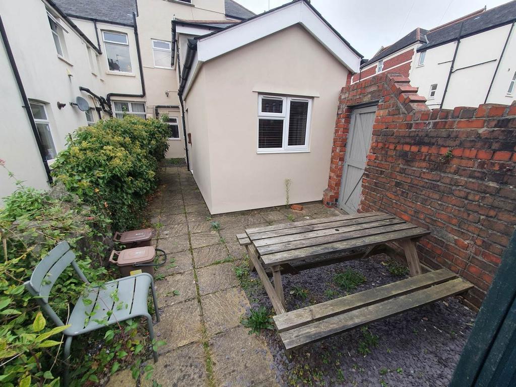 Rear garden (1)