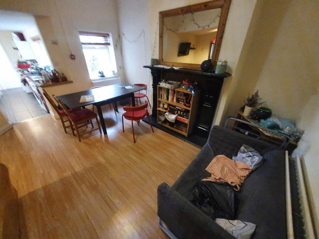 Living &amp; Dining area