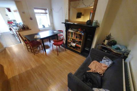 undefined, Colum Road (Rooms), Cathays, Cardiff