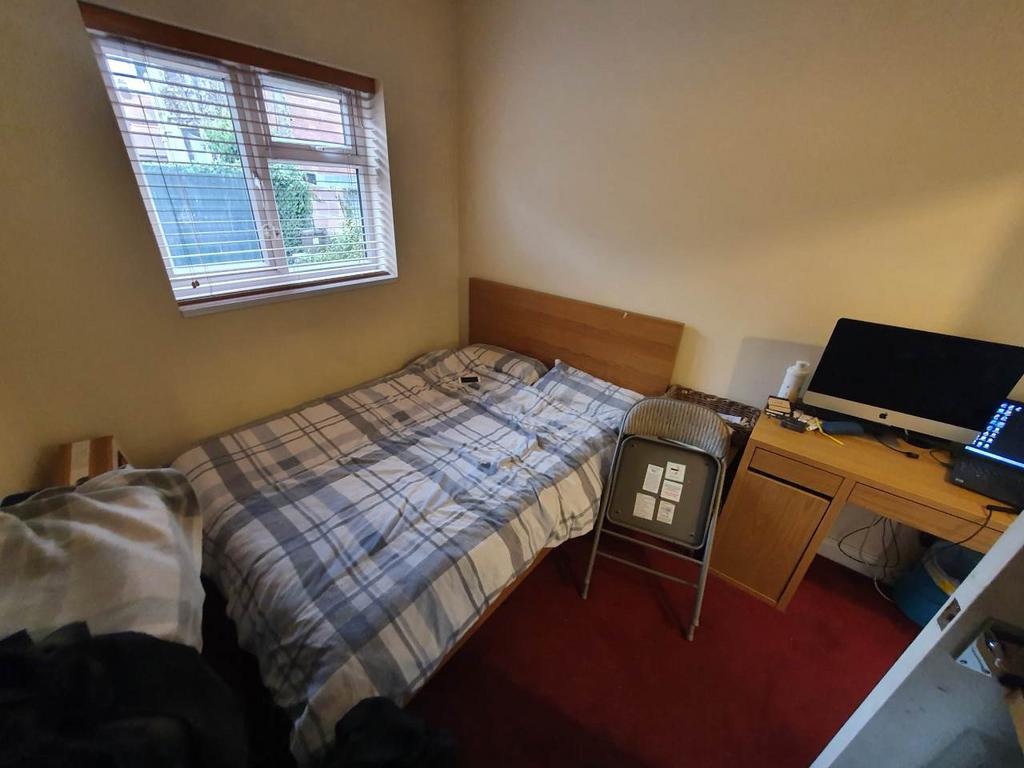 Bedroom 3 (1)
