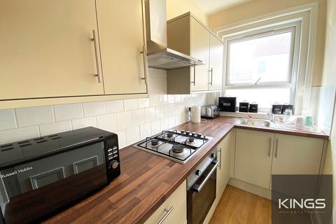 4 bedroom apartment to rent, Nightingale Road, Southsea